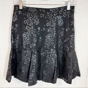 NEW Barneys New York Pleated Mini A-Line Metallic Print Skirt Size Small